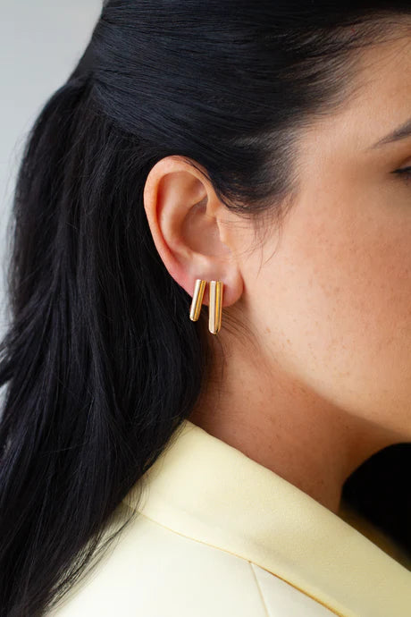 Brinco Argola Reta Freya - M